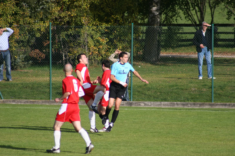 gal/08. Spieltag- SV Reischach-Rasen/2006-10-24 - SVR gg. Rasen-Antholz 033.jpg